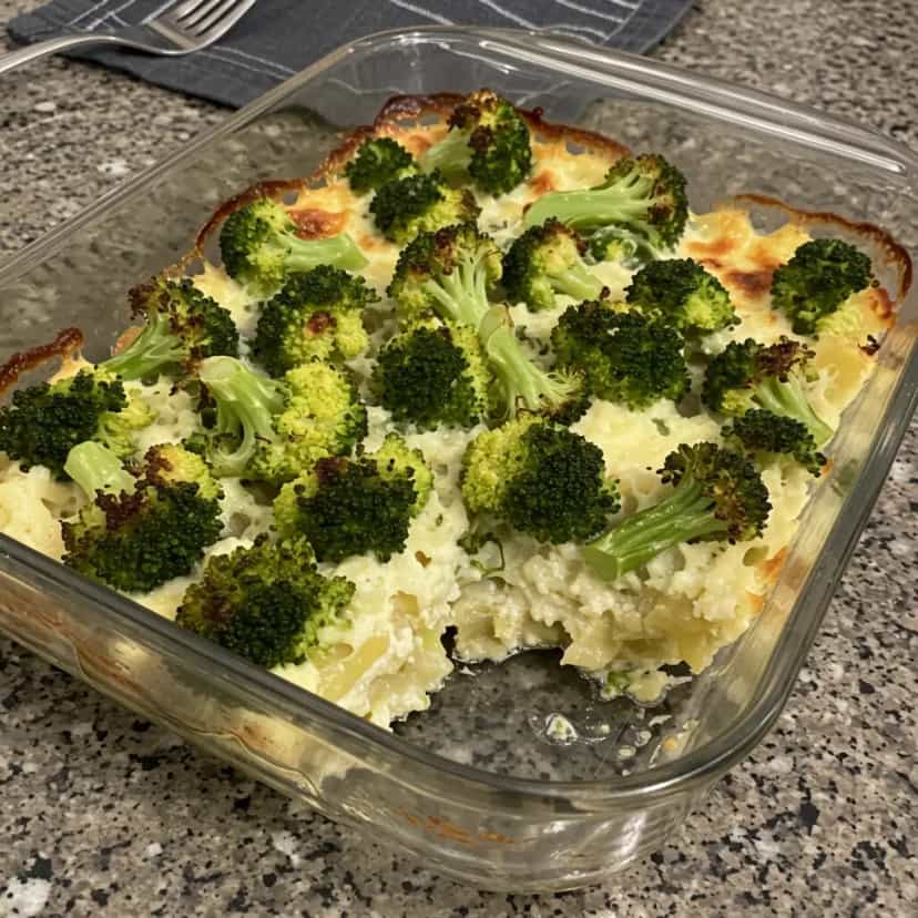 Foto deliciosa de Bacalhoada Tradicional pronta para servir - Peixes & Frutos do Mar
