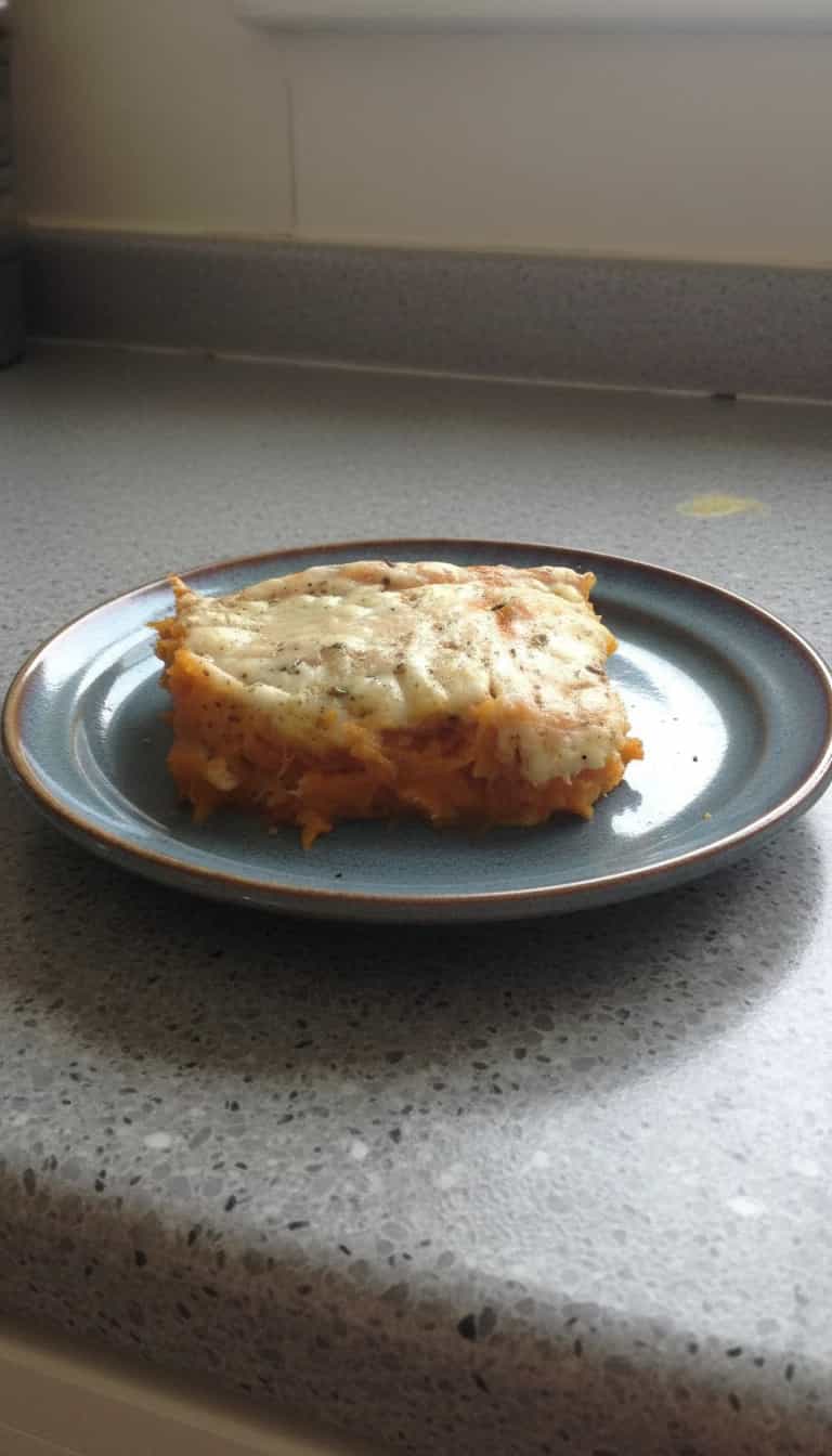 Foto deliciosa de Bolinho de Bacalhau ao Forno pronta para servir - Peixes & Frutos do Mar