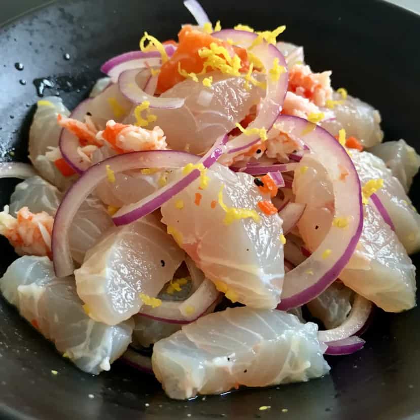 Foto deliciosa de Ceviche de Tilápia e Kani Kama pronta para servir - Outras Receitas