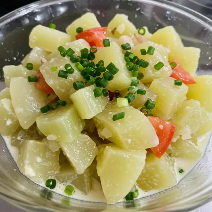 Foto deliciosa de Chuchu ao Molho de Legumes pronta para servir - Outras Receitas