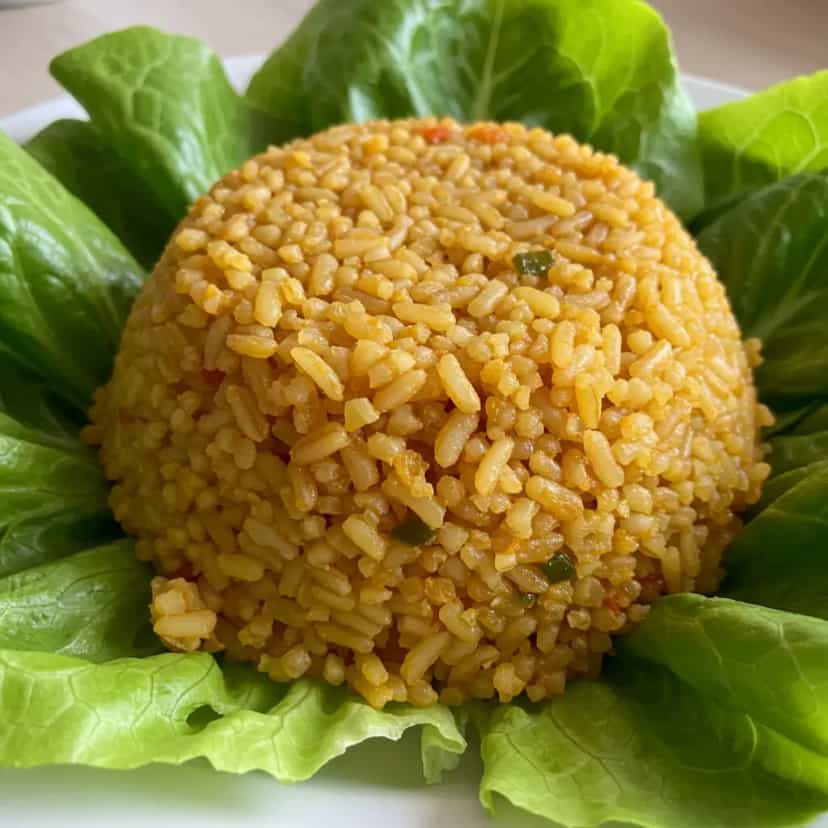 Foto deliciosa de Cuscuz Marroquino pronta para servir - Bowls & Noodles