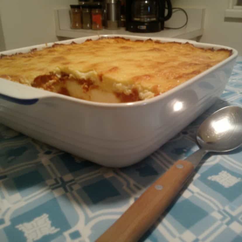 Foto deliciosa de Lasanha Três Queijos pronta para servir - Massas & Macarrão