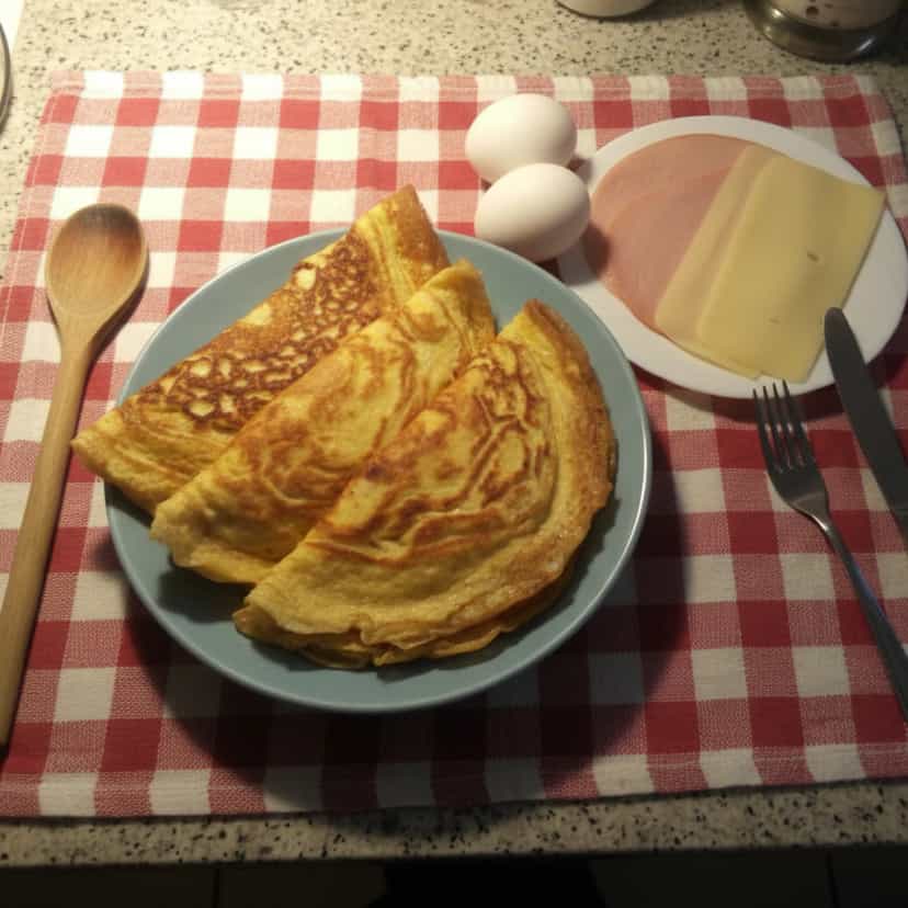 Foto deliciosa de Omelete da Priscila Pinto de Costa pronta para servir - Ovos