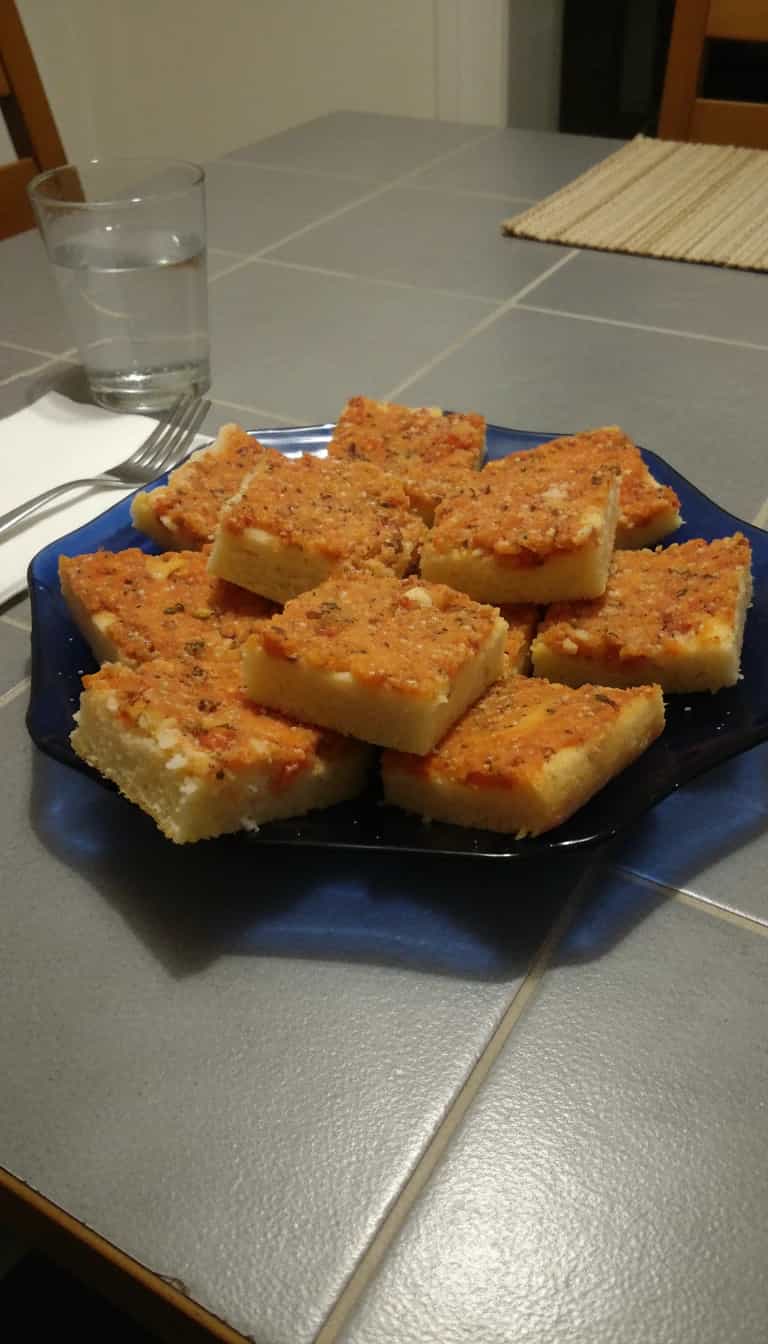 Foto deliciosa de Pizza de Sardinha pronta para servir - Pizzas & Salgados