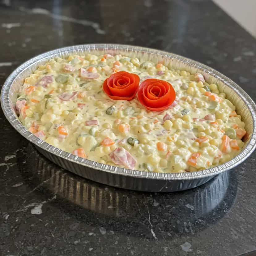 Foto deliciosa de Salada de Pão com Cenoura e Presunto pronta para servir - Outras Receitas