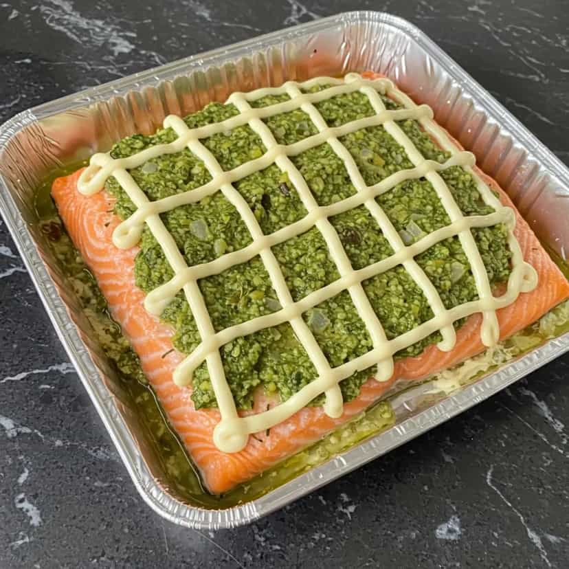 Foto deliciosa de Salmão ao Forno com Catupiry e Limão pronta para servir - Peixes & Frutos do Mar