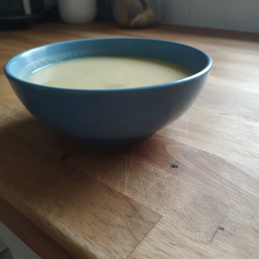 Foto deliciosa de Vitamina Cremosa de Abacate pronta para servir - Sucos & Smoothies