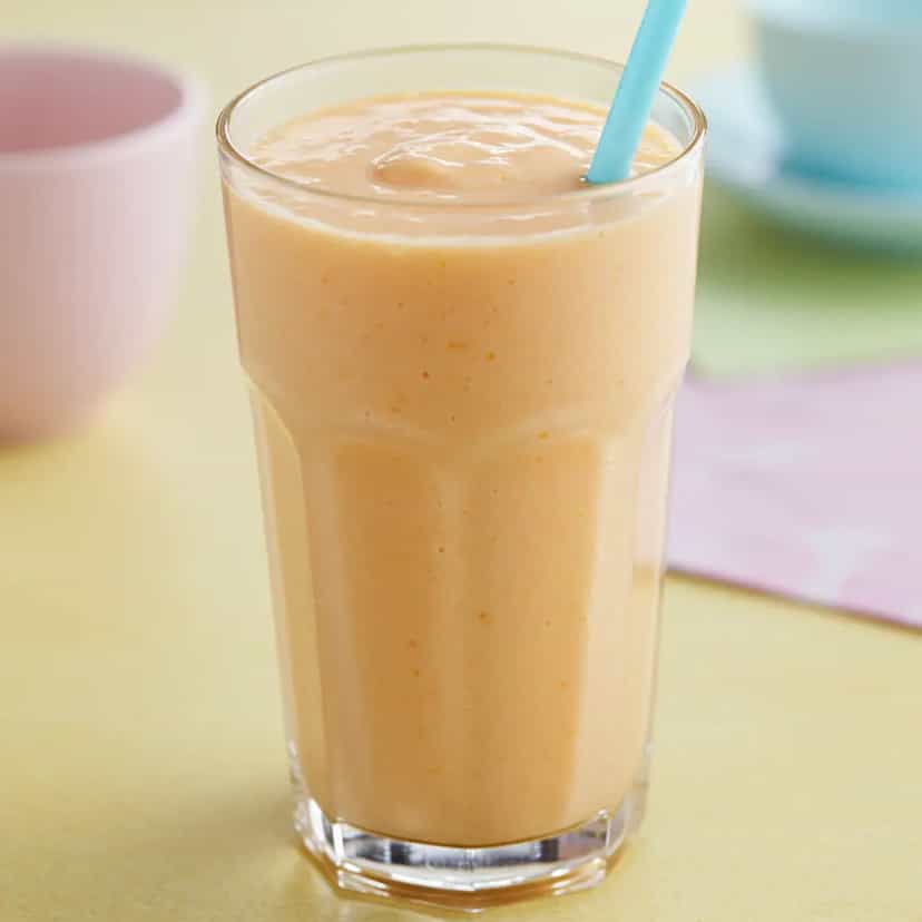 Foto deliciosa de Vitamina de Frutas com Leite pronta para servir - Outras Receitas