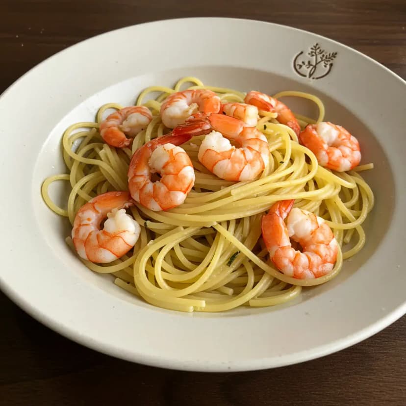 Espaguete com Camarão ao Alho e Óleo