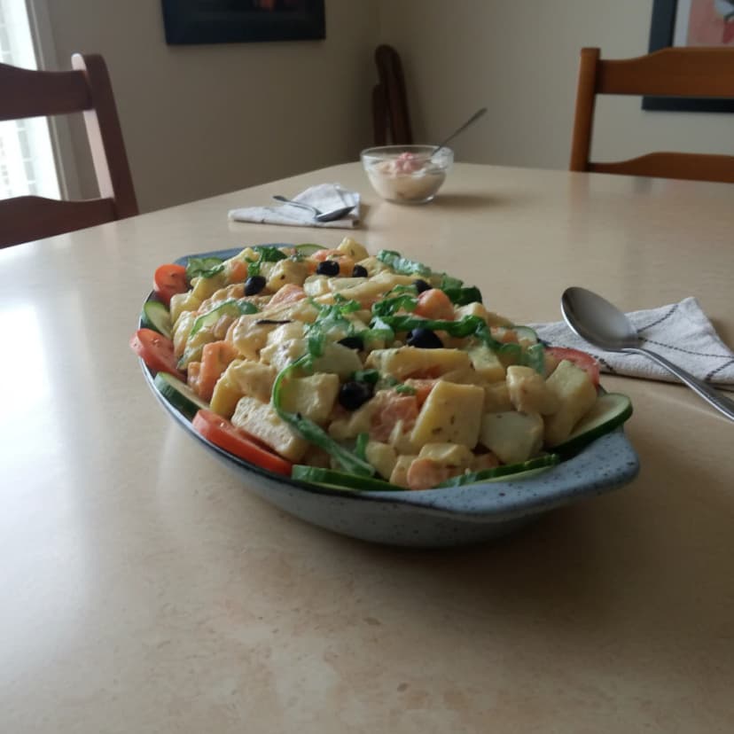 Salada de Frango com Maionese e Mostarda